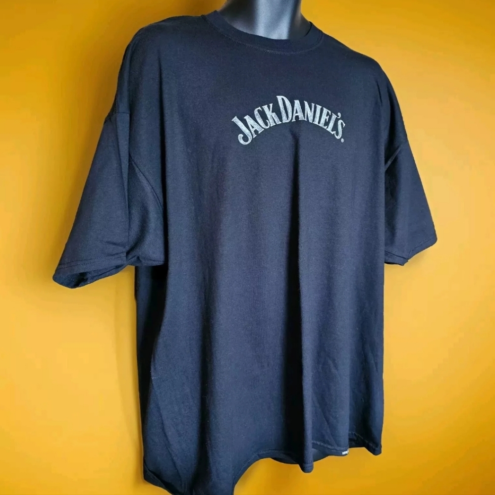 Vintage 2005 Black Mens 2XL Jack Daniel’s Tennessee Whiskey Barrel Tshirt NWT